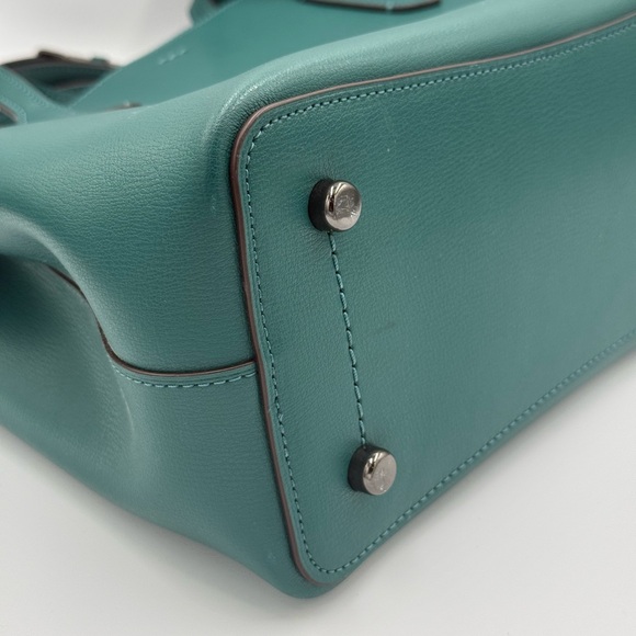 Coach Avenue Carryall Green Leather Tote with Matching Wallet - Picture 4 of 12